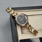 ساعت صفحه آینه ای زنانه ویتوریا (Vittoria) مدل VT3100