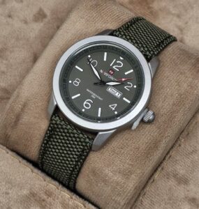 ساعت زنانه ناویفورس مدل NAVIFORCE NF9101 GN/GN